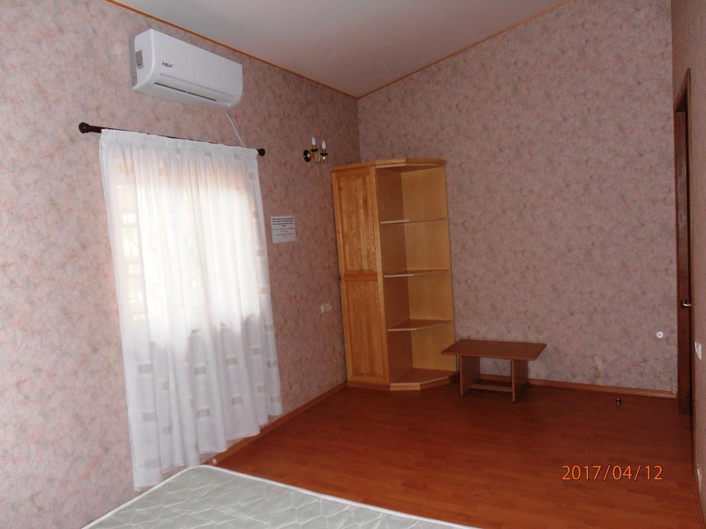 Rafael Hostel Jerevan Buitenkant foto